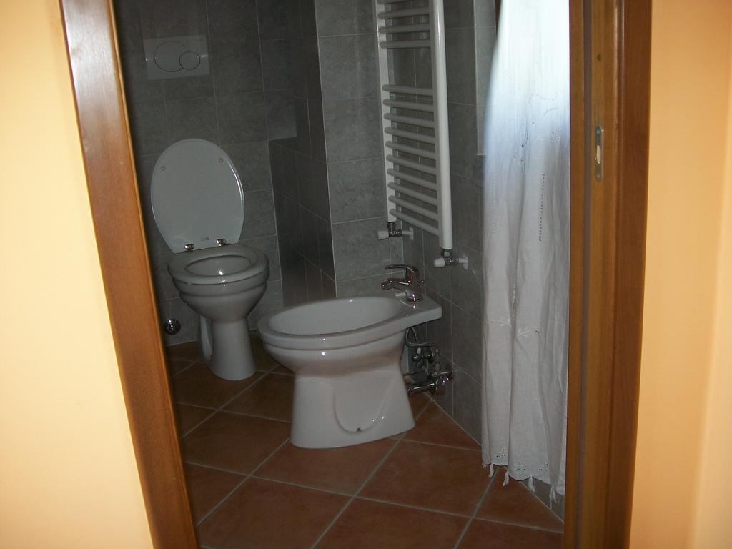 Appartement Il Fabianetto à Vezzano Ligure Chambre photo